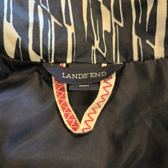 Lands' End Raincoat utility jacket Black, White with Red Accents - Picture 10 of 13